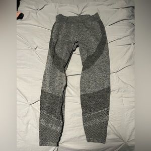 Victoria’s Secret pink seamless leggings